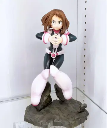 나의 히어로 아카데미아 ARTFX J 우라라카 오챠코 피규어