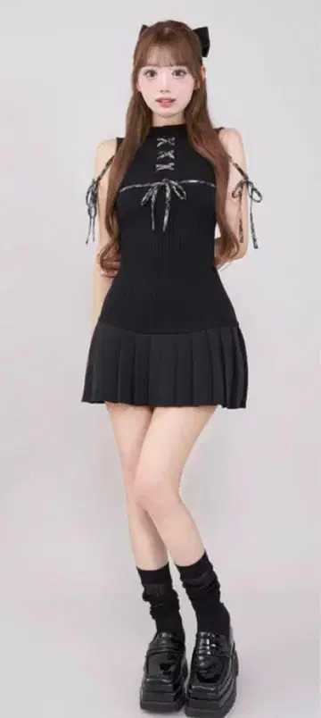 다리치 도킹 레이스업 미니 원피스