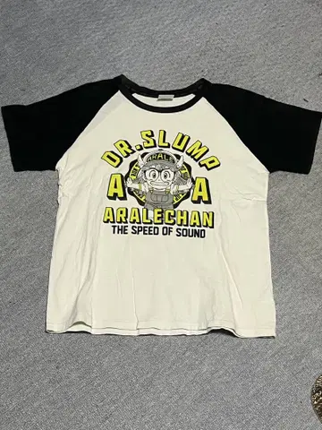 DR. SLUMP 아라레짱 T셔츠 used