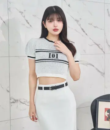 로고 파일 니트탑 택 포함 미사용 새상품