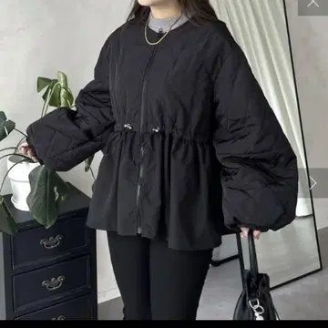 볼륨 슬리브 퀼팅 페플럼 블루종