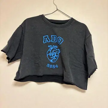 ADO 2024 심장 T셔츠