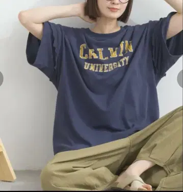 루피리안 소매 프릴 오버 사이즈 T셔츠 네이비