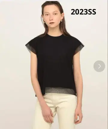 2만 엔 정도에 구매, 미사용에 가까운 보르지 튤 상의 2023 SS