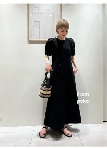 오픈 백 퍼프 슬리브 원피스