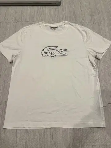 LACOSTE 자수 로고 화이트 T셔츠 남성용 프린트 심플