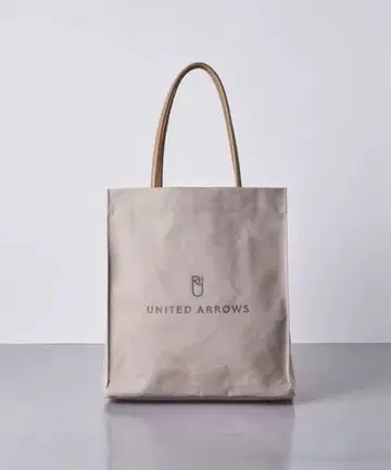 [미사용 새상품] UNITED ARROWS 유나이티드 애로우즈 토트백 M