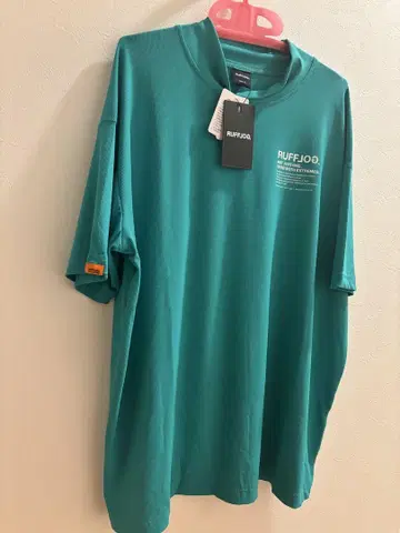 SQUARE LOGO MOCK NECK SHIRTS