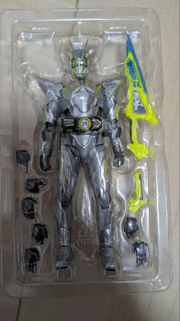피규아트 가면라이더 제로원 메탈 클러스터 호퍼