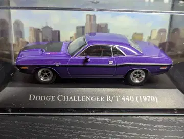 Dodge Challenger R/T 440 1/43 스케일 케이스 포함