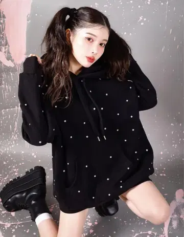 다리치 랜덤 비쥬 후디