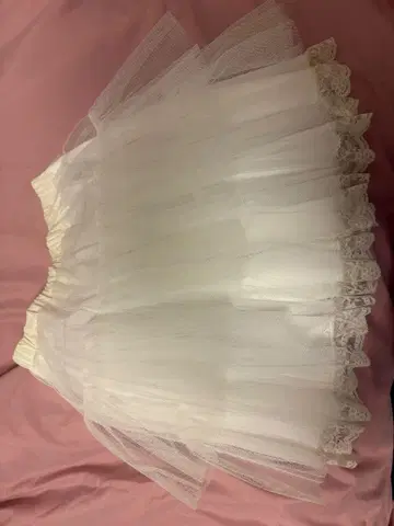 ATELIER BOZ 화이트 튤 파니에 레이스 밑단