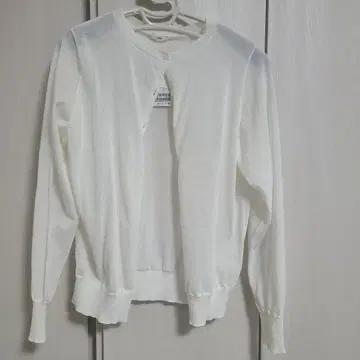 이에나 얇은 소재 가디건 화이트 긴팔