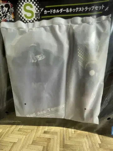 히프노시스 마이크 제일복권 카드 홀더 & 넥스트랩 나고야