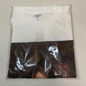 새상품 T-Shirt