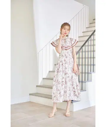 폭스 & 플라워 트왈 드 주이 프린트 케이프 칼라 허리 셔링