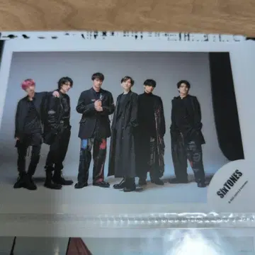 SixTONES 그룹 포트레이트 사진