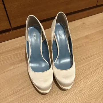 [새상품급] BENIR 웨딩 슈즈 새틴 12cm 22.5cm 34
