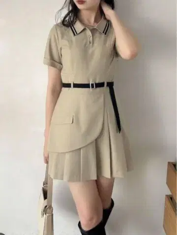 dazzlin 폴로 라이크 플리츠 미니 원피스