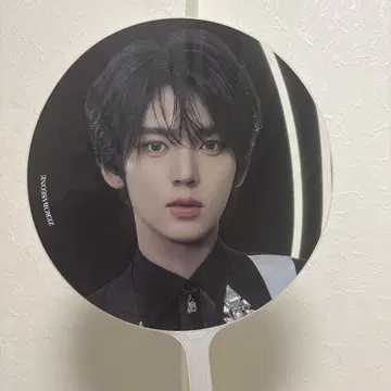 ZEROBASONE 한유진 서울 콘서트 부채