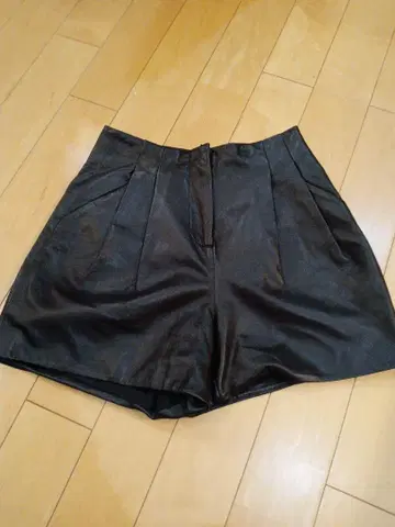 가죽 큐롯 블랙 하이웨스트