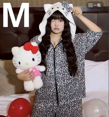 키티 레오파드 지퍼 후드티 셋업 새상품 산리오