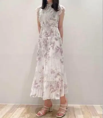 snidel 플리츠 프린트 원피스