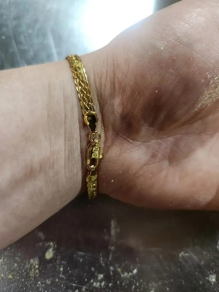 Product Details - 5