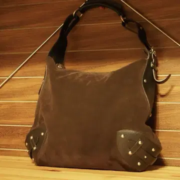 [레어] 하나뿐인 FURLA 70년대 빈티지 레더 핸드백