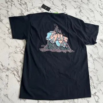 HUF 하프 티셔츠