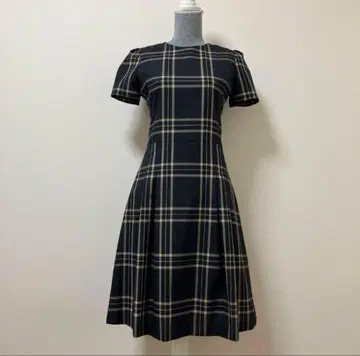 요크랜드 체크 무늬 반팔 원피스