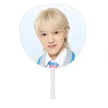 This is 닌자 소년 닌자 모토키 와쿠 부채