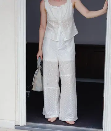 kastane 코튼 레이스 셋업