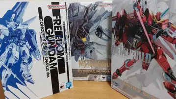 METAL BUILD SEED 3세트 프리덤 저스티스 프로비