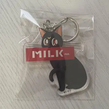 milkfed. 세일러문 아크릴 키링