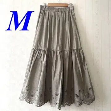 [새상품] SEASON REASON 그레이 계열 컷워크 플레어 스커트 M