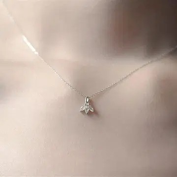 146NB [ 플라워 ] 목걸이 리프 꽃 다이아 S925 플라티나 코트