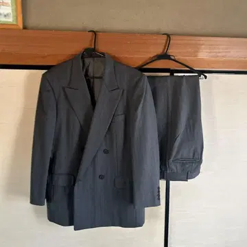Aquascutum 그레이 더블 브레스트 남성용 수트 M