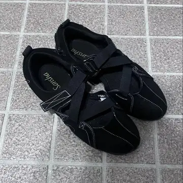 Foundrymews canvas shoes