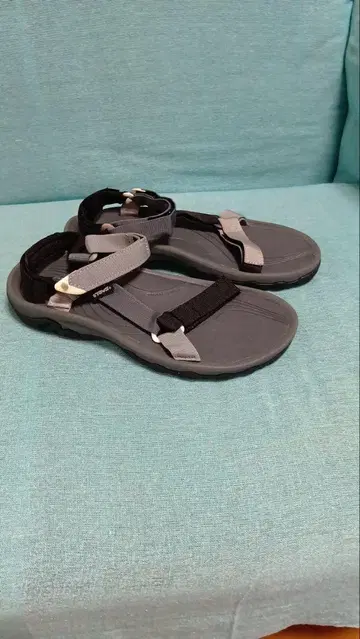 Teva 허리케인 XLT 샌들 그레이 27.5cm