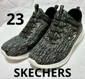 SKECHERS 스케쳐스 메모리폼 슬립온 스니커즈 23