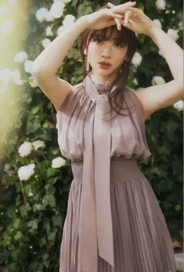 Pleated Chiffon Ribbon Midi Dress