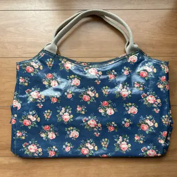 CathKidston 꽃무늬 토트백 네이비