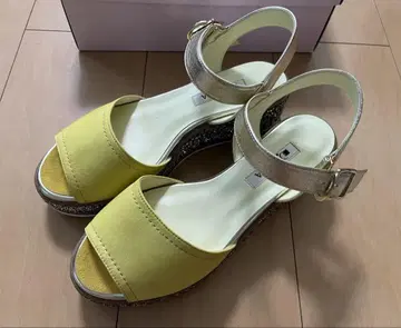 DIANA 샌들 24.5