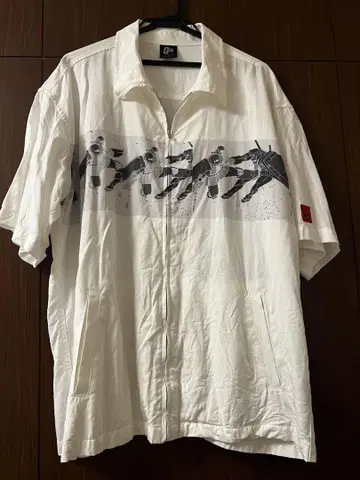 건담 화이트 셔츠