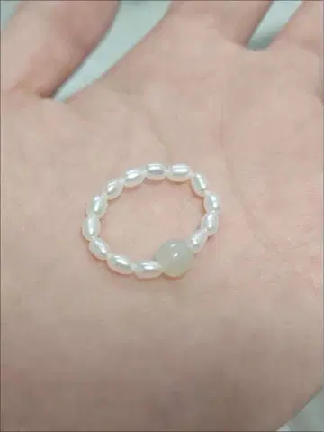진주와 오닉스 비즈 반지