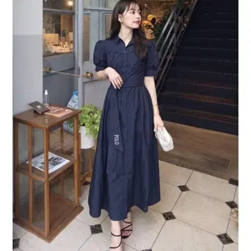 dazzlin 코르셋 스위칭 셔츠 원피스 네이비 S 사이즈