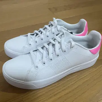 새 상품 스케쳐스 스니커즈 24.5cm