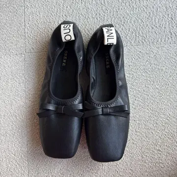 리본 플랫슈즈 발레 슈즈 24.5cm