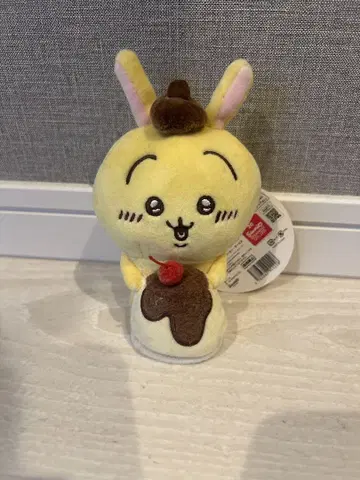 치이카와 산리오 데스크탑에서 지켜보는 걸이형 봉제 인형 토끼